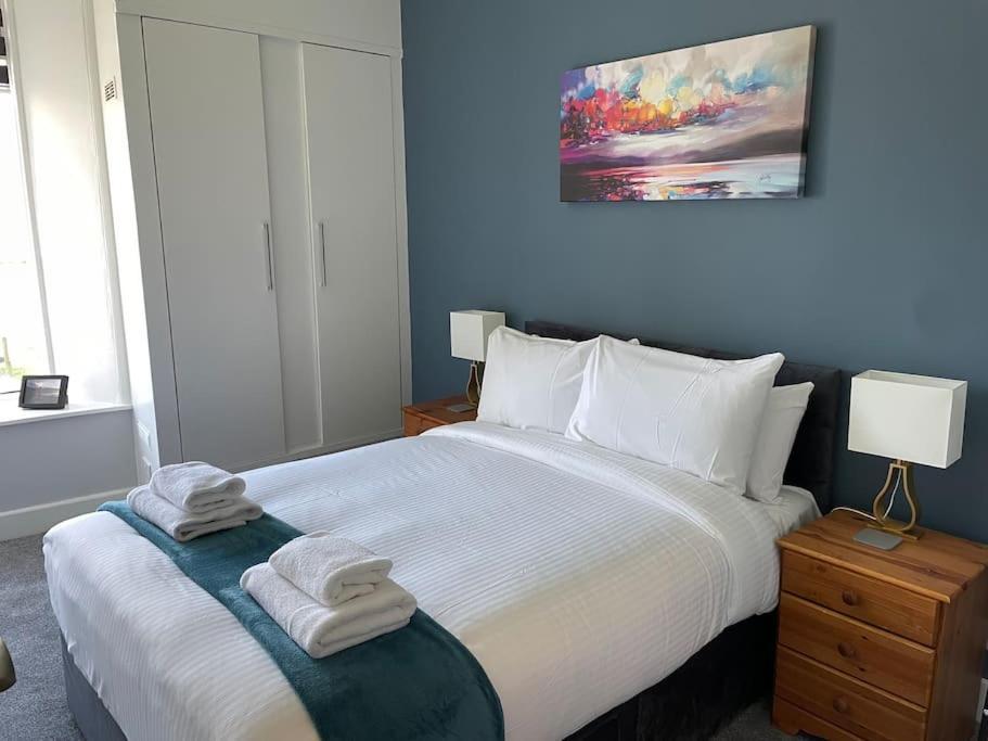 5 Minutes From Loch Lomond - Newly Renovated Ground Floor 1-Bed Flat Apartment Bonhill Bagian luar foto