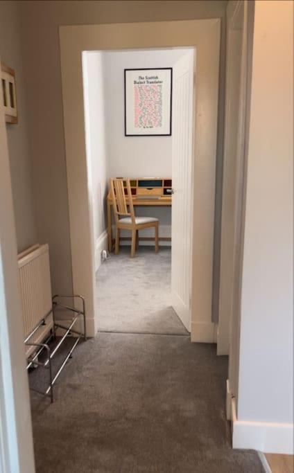5 Minutes From Loch Lomond - Newly Renovated Ground Floor 1-Bed Flat Apartment Bonhill Bagian luar foto