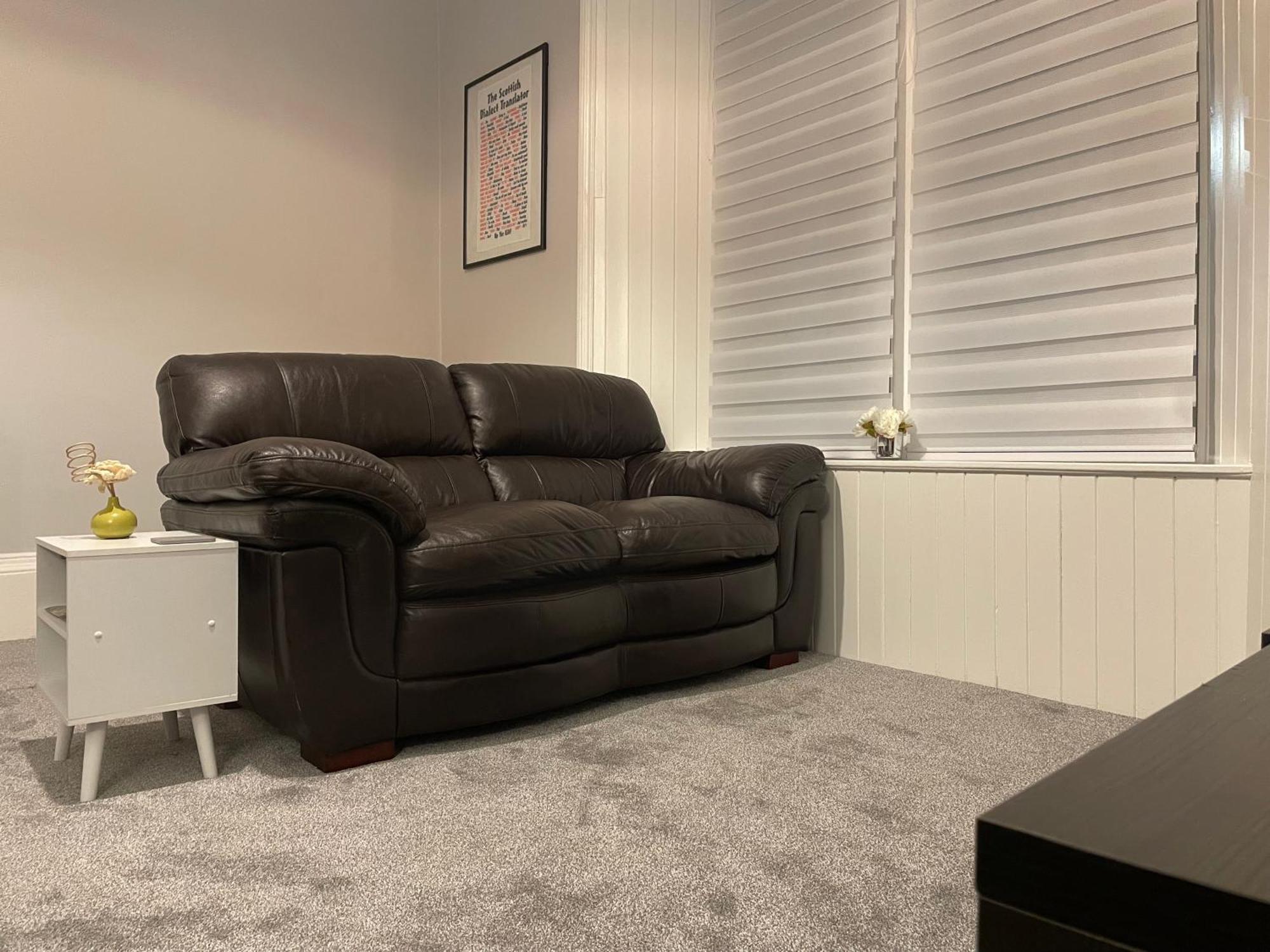 5 Minutes From Loch Lomond - Newly Renovated Ground Floor 1-Bed Flat Apartment Bonhill Bagian luar foto